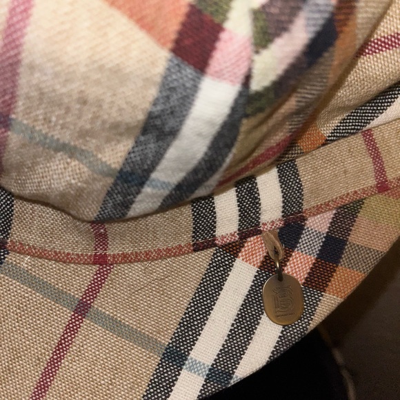 Authentic Burberry newsboy cabbie cap/hat classic Nova Check SZ M. Pristine!! - Picture 6 of 7